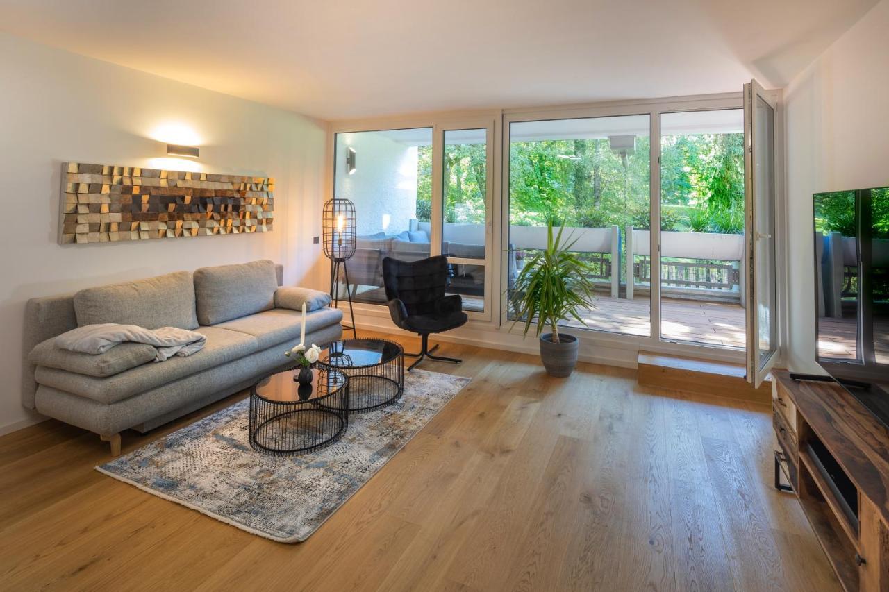 Sweethome - Luxus Pur - Grosse Kueche, 2 Baeder, 2 Terrassen Ottobrunn Luaran gambar