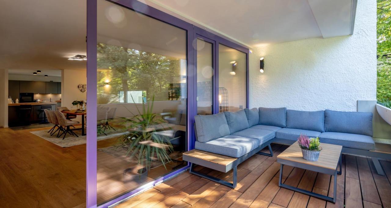 Sweethome - Luxus Pur - Grosse Kueche, 2 Baeder, 2 Terrassen Ottobrunn Luaran gambar